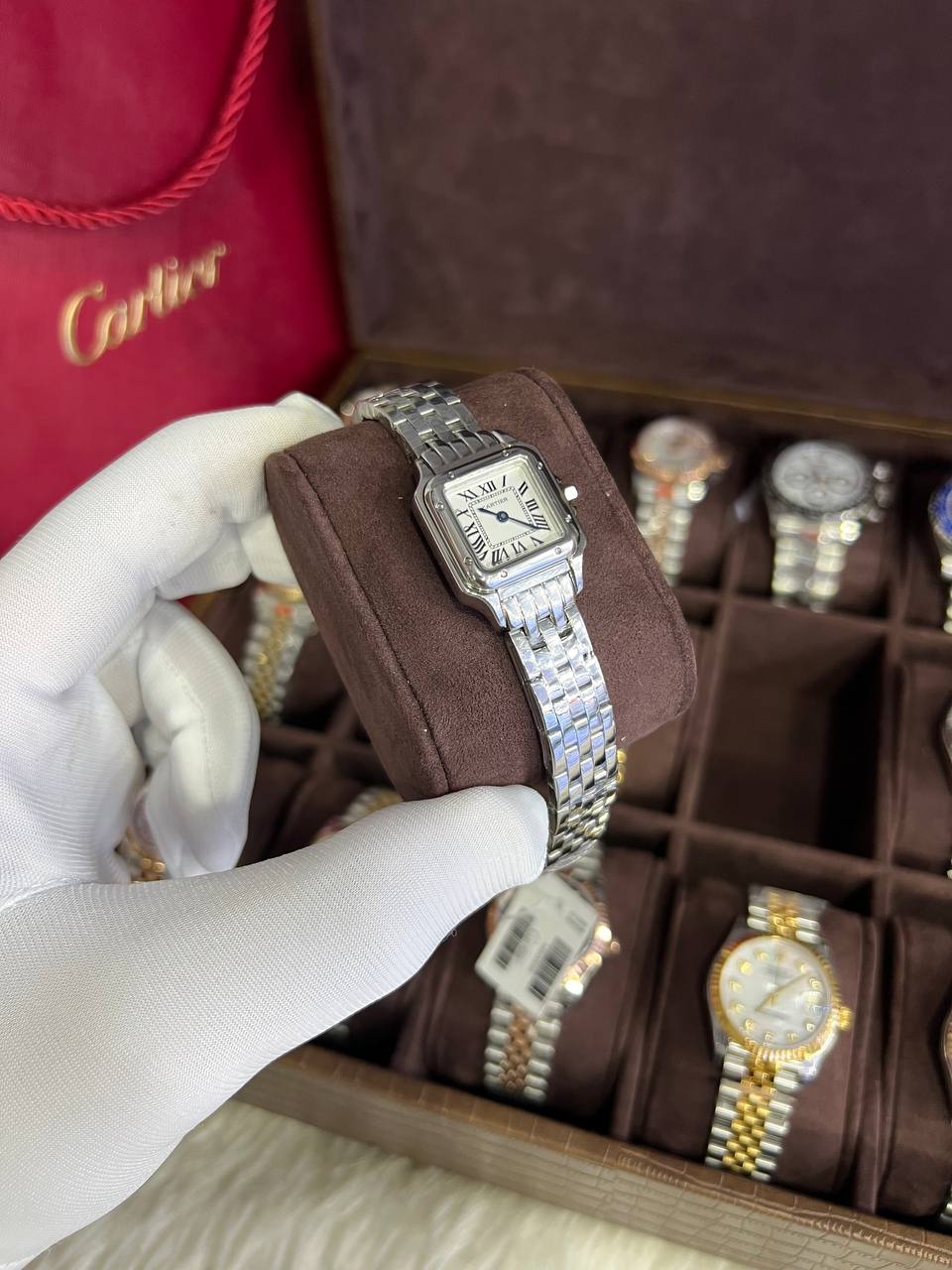 C. L’Icône Féminine – La Panthère de Prestige (Édition Joaillerie)