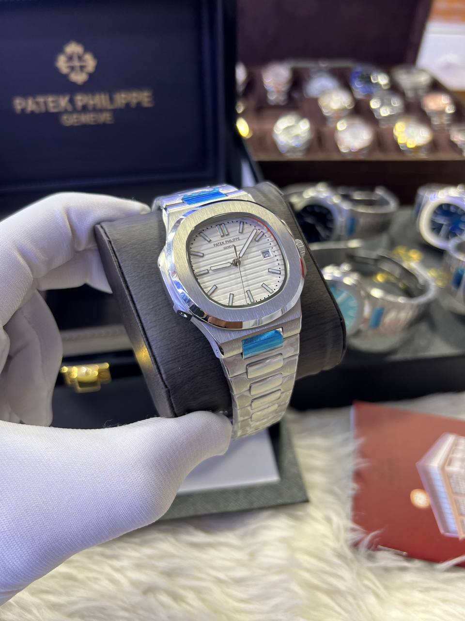 L’Icône Sport-Chic – N. Steel Edition (904L)