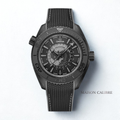 O. Le Globe-Trotter – Worldtimer 600M (Édition Deep Black 904L)