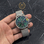 B. Le Chronographe Racing – Édition Légende (Standard de Prestige)